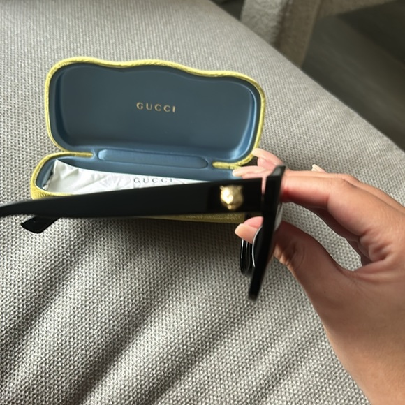 AUTHENTIC Gucci Sunglasses - Picture 3 of 4